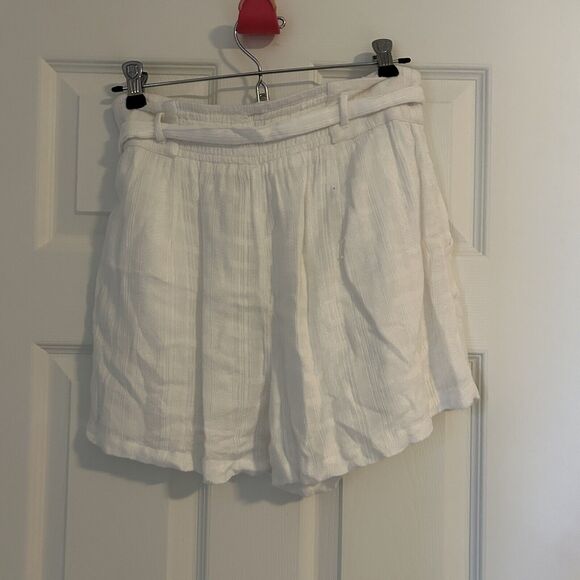 L*Space Shorts Ioana Paperbag White Small Solid Textured Summer Set Pockets Belt - Picture 7 of 10